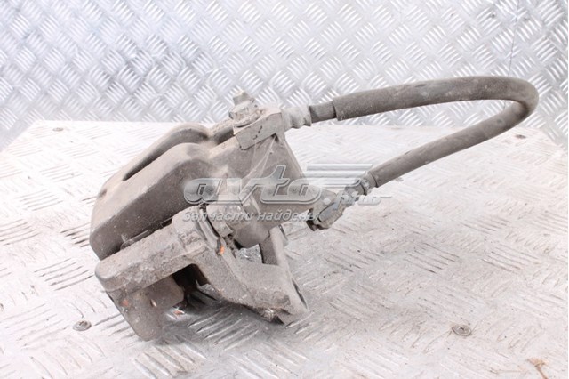 5142562AA Chrysler pinza de freno trasero derecho