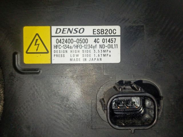 Compresor de aire acondicionado 36013037 Volvo