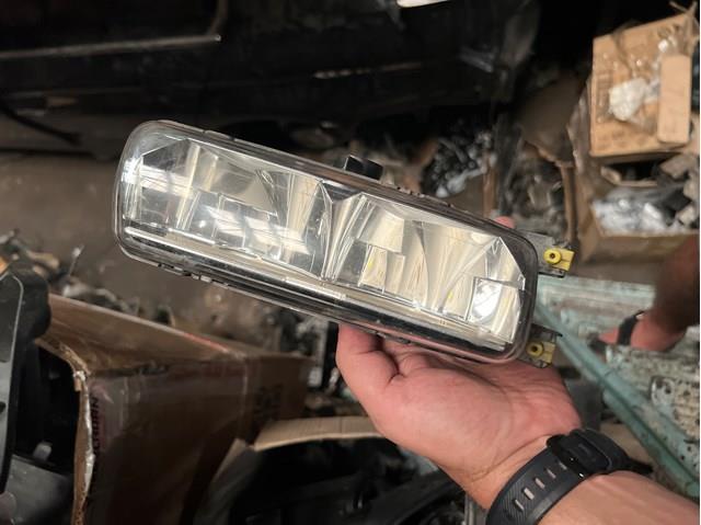 Faro antiniebla derecho CK5215200AB Land Rover