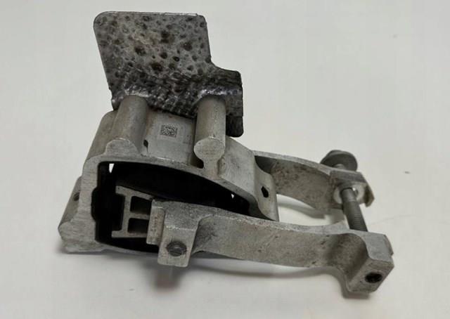 Taco de motor trasero Land Rover LR114070
