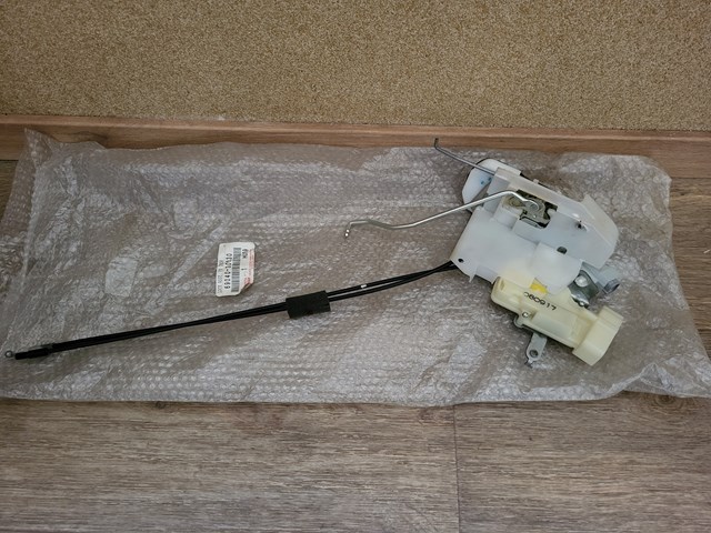 Cerradura de puerta delantera izquierda Lexus GS (JZS160)