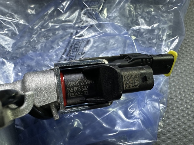 Comprar 122123458 Land Rover Bomba de agua para motor