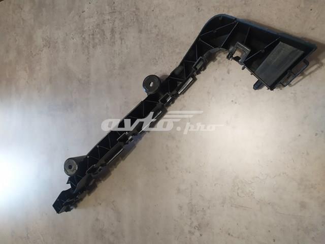 68190681AC Chrysler soporte de guía para parachoques trasero, izquierda