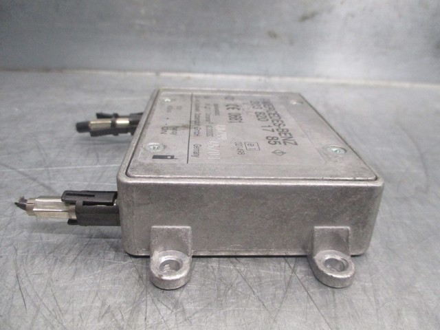 Comprar 2038201785 Mercedes Amplificador de señal de antena