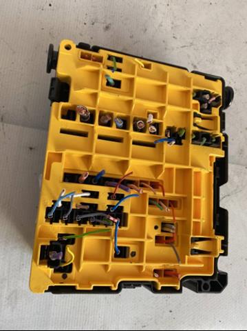 Comprar 9804848580 Peugeot/Citroen Caja de fusibles