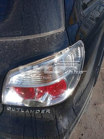 Piloto trasero derecho Mitsubishi 8330A288 precio, desde 326,66 EUR