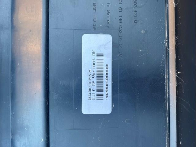 5G9807417MGRU VAG Defensa trasero