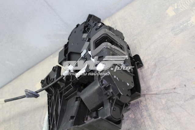 Cerradura de puerta trasera izquierda Ford 8V4AS26413GA precio, desde 65,34 EUR