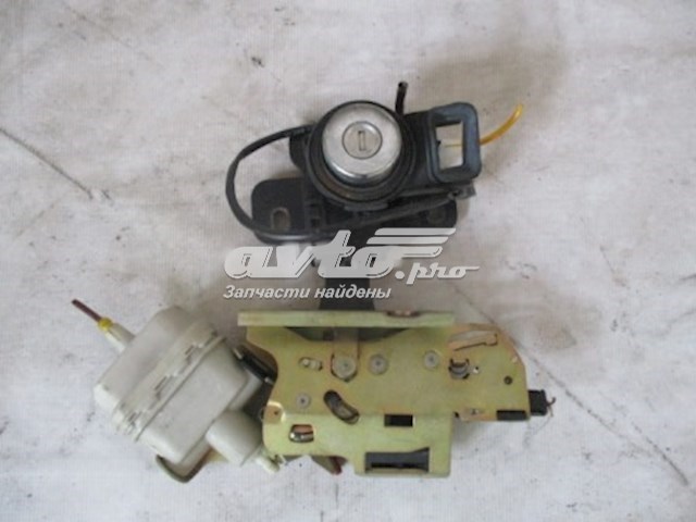 Cilindro de cierre, cerradura de maletero на Mercedes S (W140)