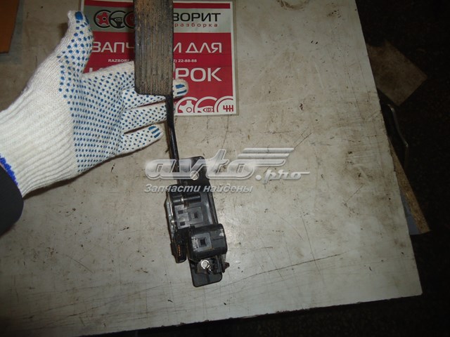 Pedal de acelerador Mitsubishi Pajero IV LONG (V90)