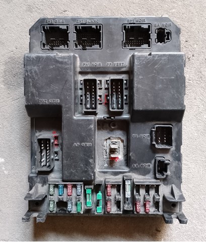 Caja fusibles Peugeot/Citroen 9651196980 precio, desde 68,24 EUR