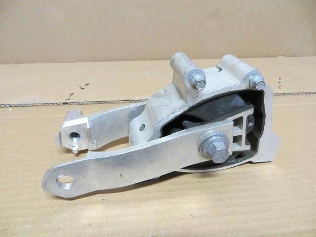 Soporte de motor trasero LR114070 Land Rover