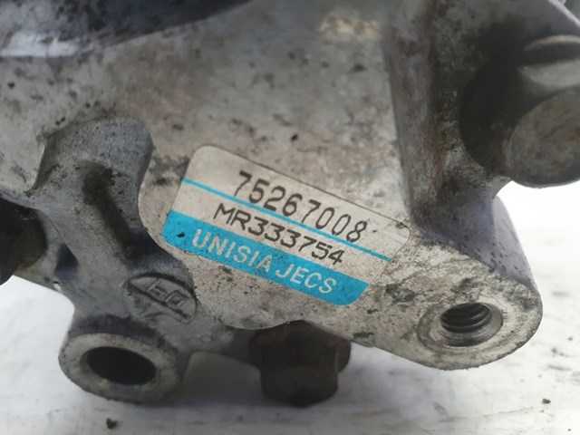 MR333754 Mitsubishi Bomba hidráulica de dirección