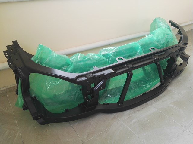 Panel de soporte del radiador y montaje de faros Land Rover LR161931 precio, desde  EUR