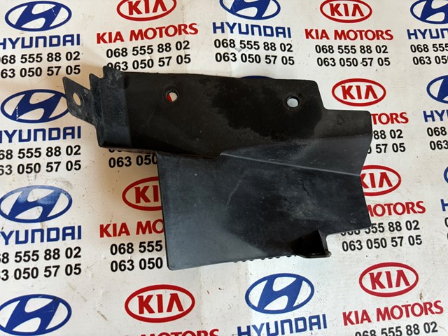 866952L300 Hyundai/Kia soporte de parachoques trasero izquierdo