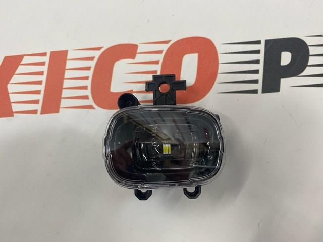 Faro antiniebla derecho 2615000Q0B Nissan/Infiniti