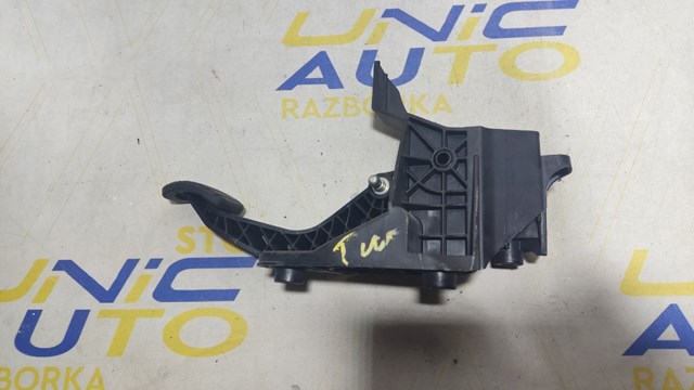 465030341R Renault (RVI) Pedal del embrague