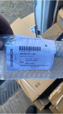  VAG 5NA853101J2ZZ