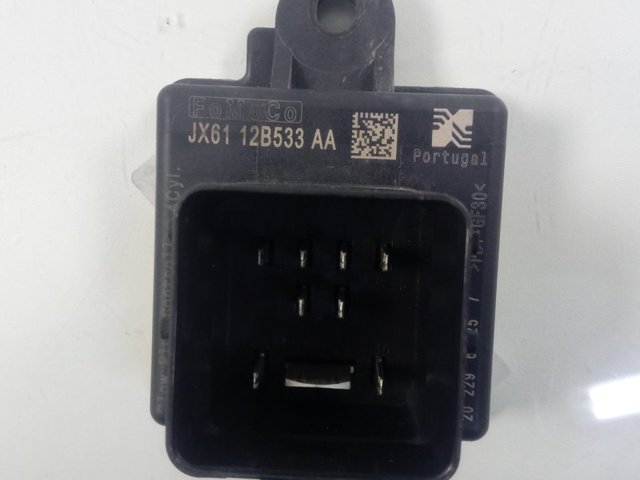 Relé de precalentamiento Ford JX6112B533AA