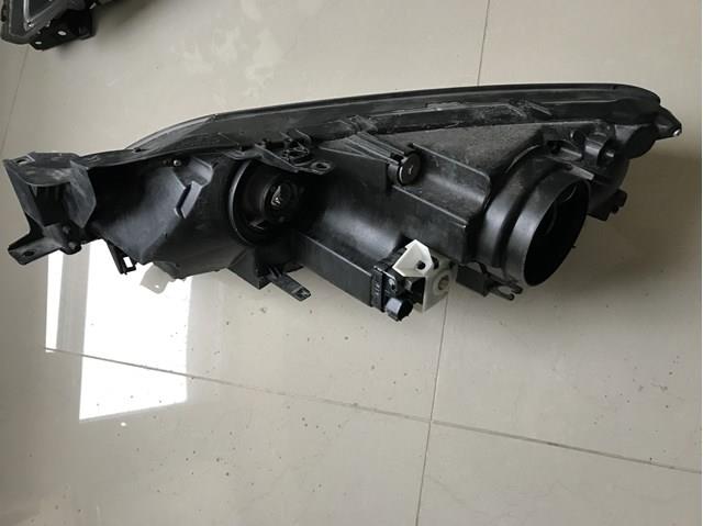 Faro derecho EH1051030 Mazda