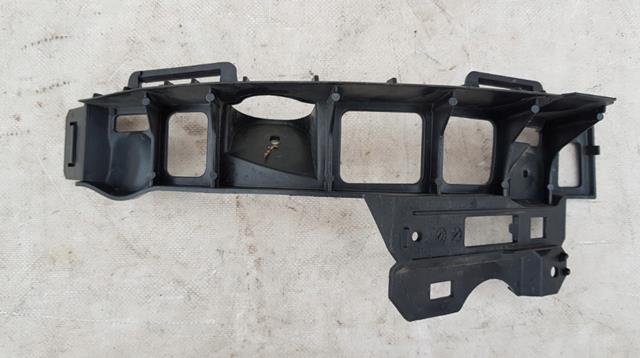 Soporte de parachoques trasero izquierdo General Motors 13125043