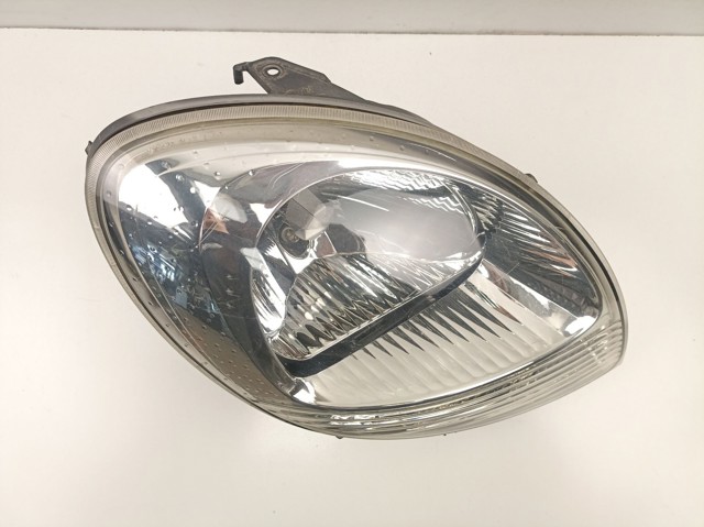 Faro derecho 8200236591 Nissan/Infiniti