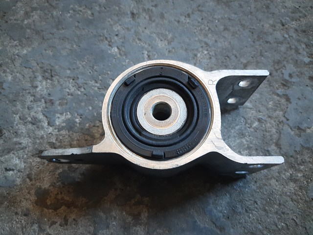 A2473331200 Mercedes Silentblock de brazo de suspensión delantero inferior