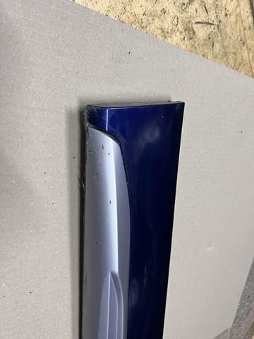 Moldura de puerta delantera izquierda inferior VAG 80A853959GGRU