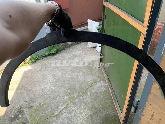 LR027248 Land Rover Extensión de aleta delantera izquierda