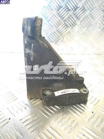 1112231504 Mercedes soporte para taco de motor derecho