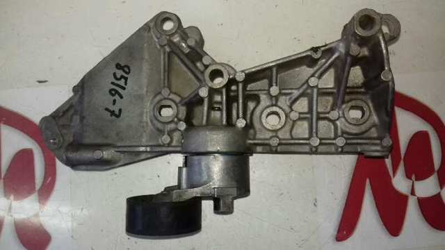 8200327134 Renault (RVI) Soporte alternador