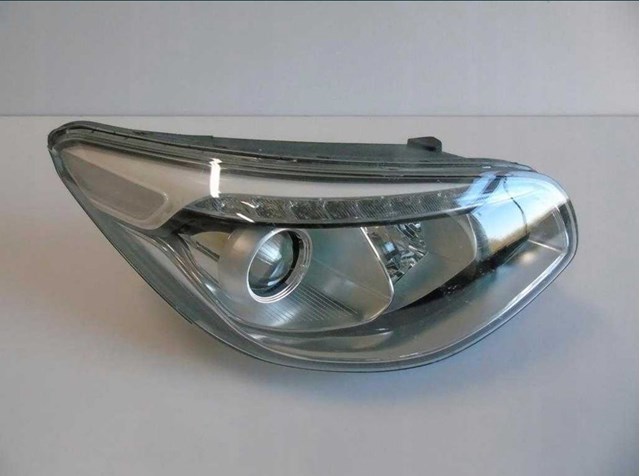 Faro derecho Hyundai/Kia 92102B2040 precio, desde 406,95 EUR