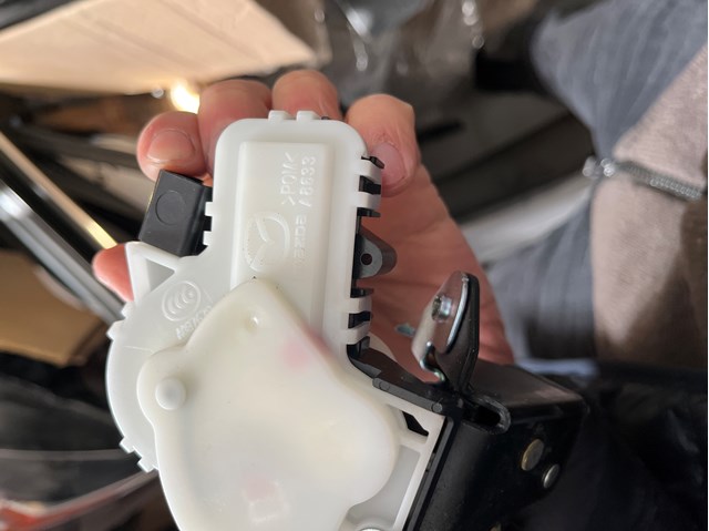 Comprar A8633 Mazda 