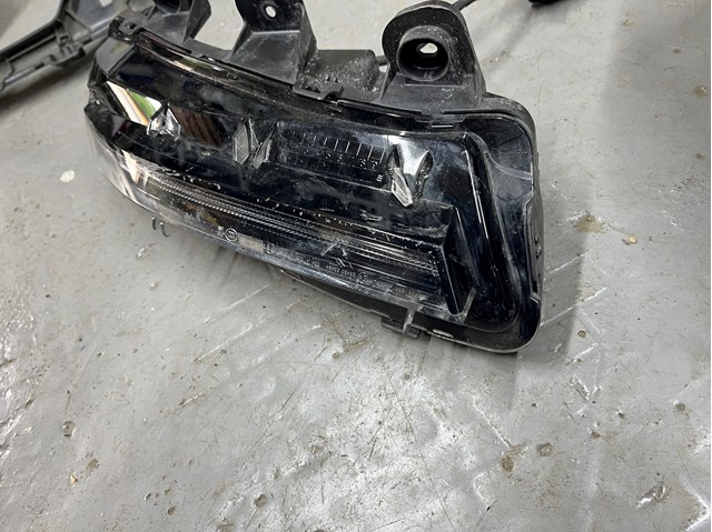 9836231080 Peugeot/Citroen Luz diurna izquierda