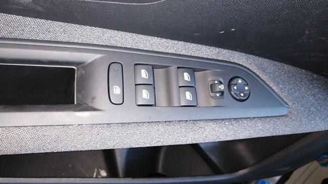 98319761ZD Peugeot/Citroen Unidad de control de elevalunas delantera izquierda