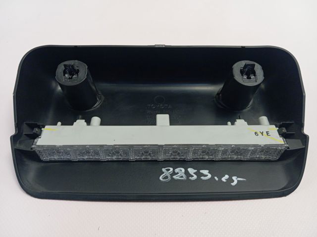 Luz de freno adicional Toyota Yaris 