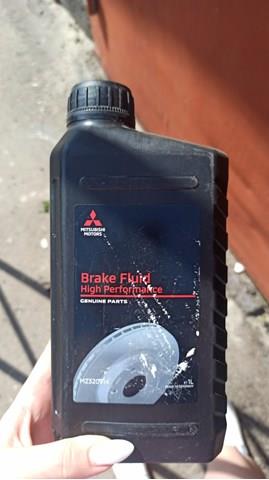 Comprar MZ320914 Mitsubishi Liquido de frenos