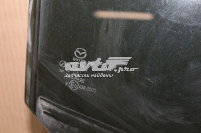 EG2272510 Mazda luna de puerta trasera derecha