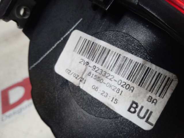 Piloto trasero derecho 815500K281 Toyota