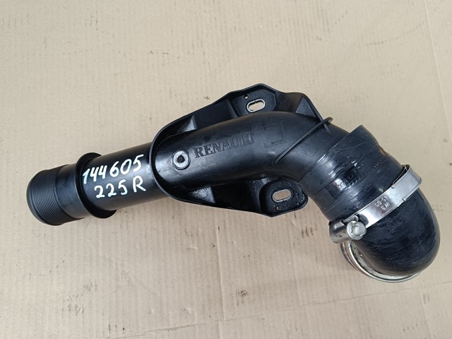 Tubo flexible de aire de sobrealimentación Renault (RVI) 144605225R