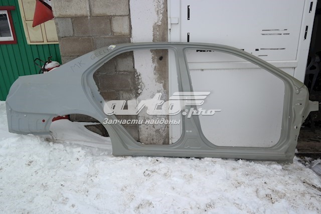 Panel lateral derecha Geely Mk 