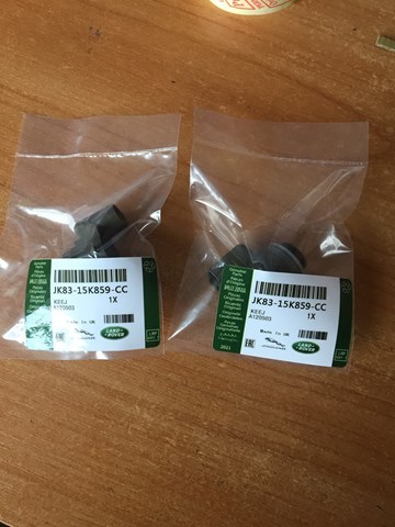 Sensor de estacionamiento delantero Land Rover LR095414