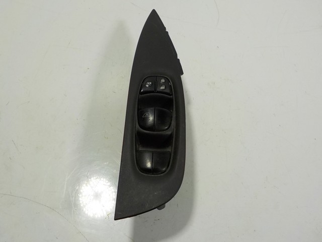 Comprar 254014BA2A Nissan/Infiniti Interruptor de elevalunas delantera izquierda