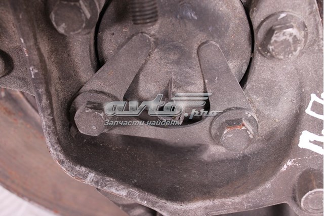 C2D3285 Jaguar Cubo delantero