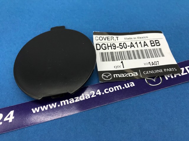 Cobertura de parachoques, enganche de remolque, delantera  para Mazda CX-30  DM