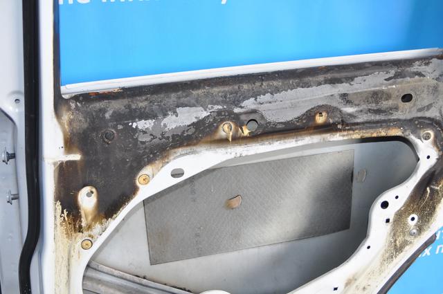 Puerta trasera derecha Land Rover LR028556 precio, desde 447,22 EUR
