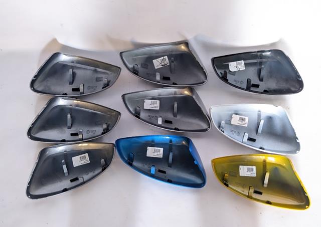 Cubierta de espejo retrovisor izquierdo Peugeot/Citroen 982620551T precio, desde 31,78 EUR