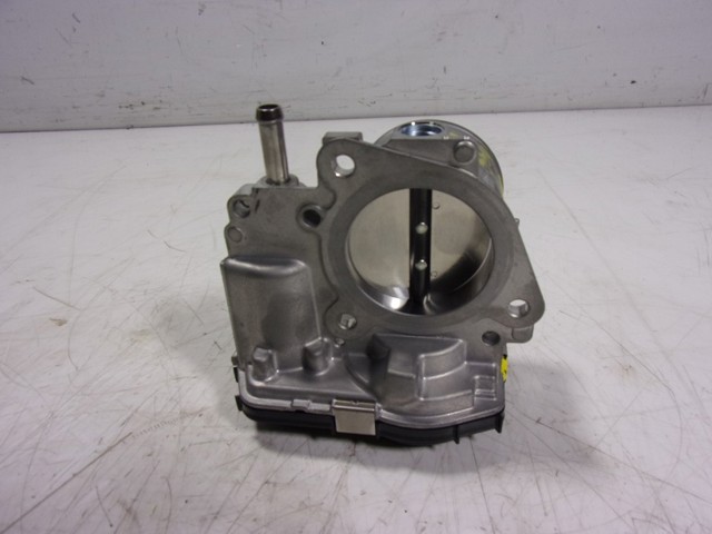 Cuerpo de aceleración completo Toyota 22030F3030 precio, desde 640,33 EUR