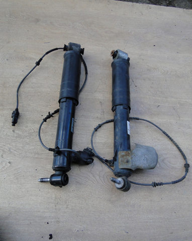 562106865R Renault (RVI) Amortiguador frontal