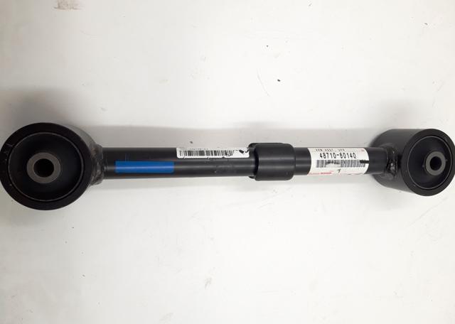 Brazo longitudinal superior derecho de la suspensión trasera Toyota 4871060140